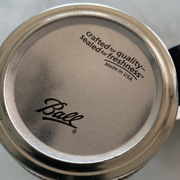 Mug and holder - Picture 3 of 9